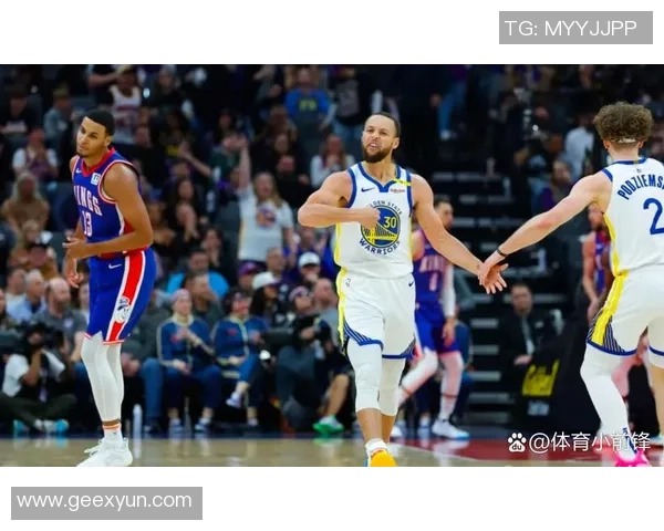 2015年12月24日勇士与爵士激战回顾精彩瞬间与赛后分析