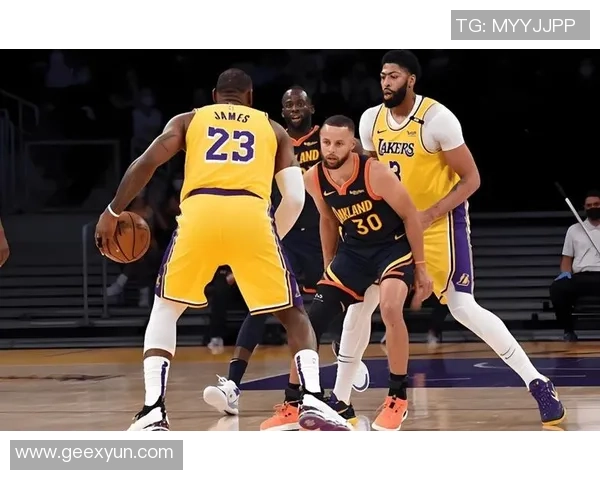 2013年湖人对阵勇士精彩比赛回顾及下载资源分享 2013年湖人对阵勇士精彩比赛回顾及下载资源分享