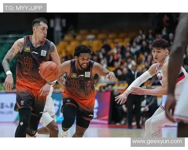 北京北控迎战福建队争夺CBA季后赛名额的关键之战