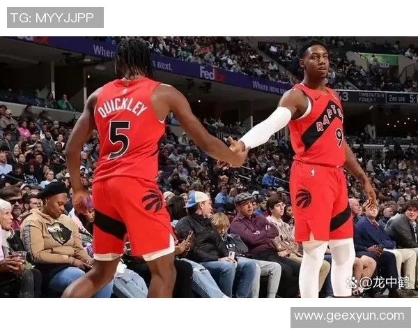 快船与猛龙历史交锋回顾及战绩分析 快船与猛龙历史交锋回顾及战绩分析